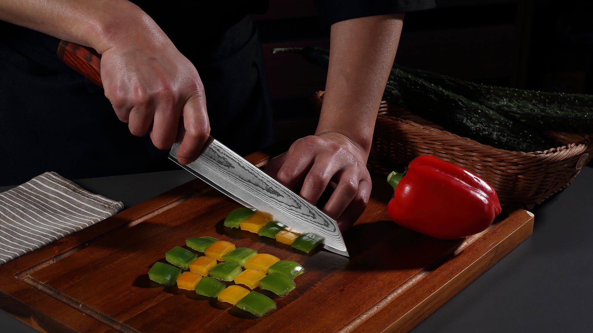 Shiro Chef knife 8 Knife 67 layers of Damascus steel  With Cuibourtia wood Handle