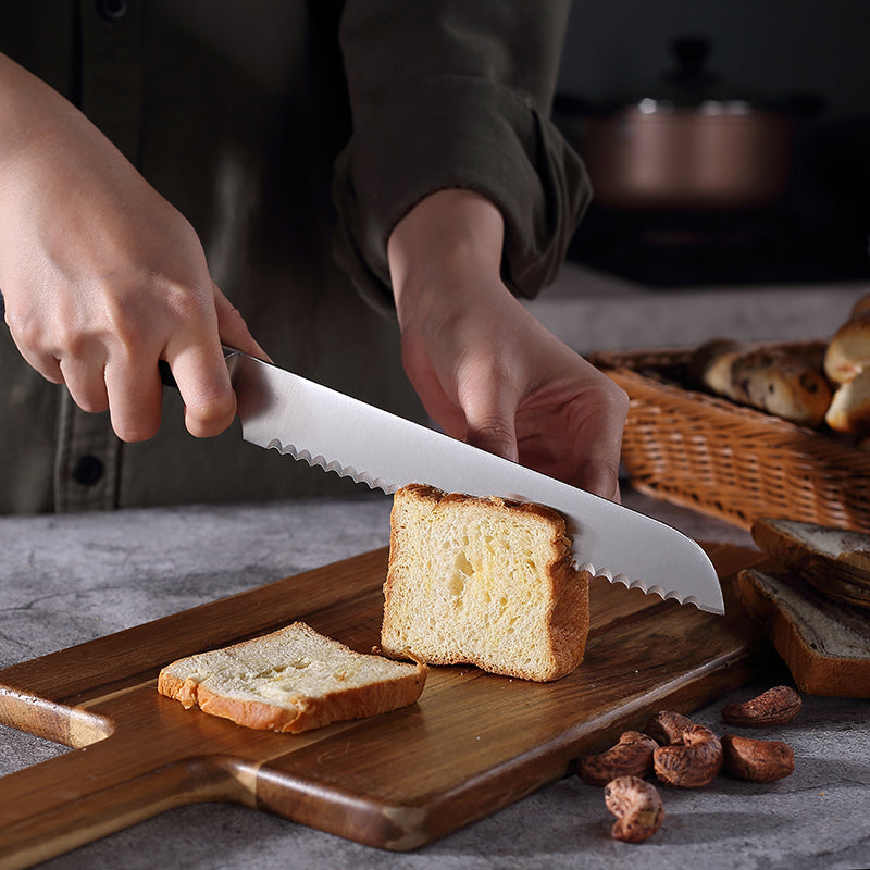 Qian 8 Inch Bread Knife